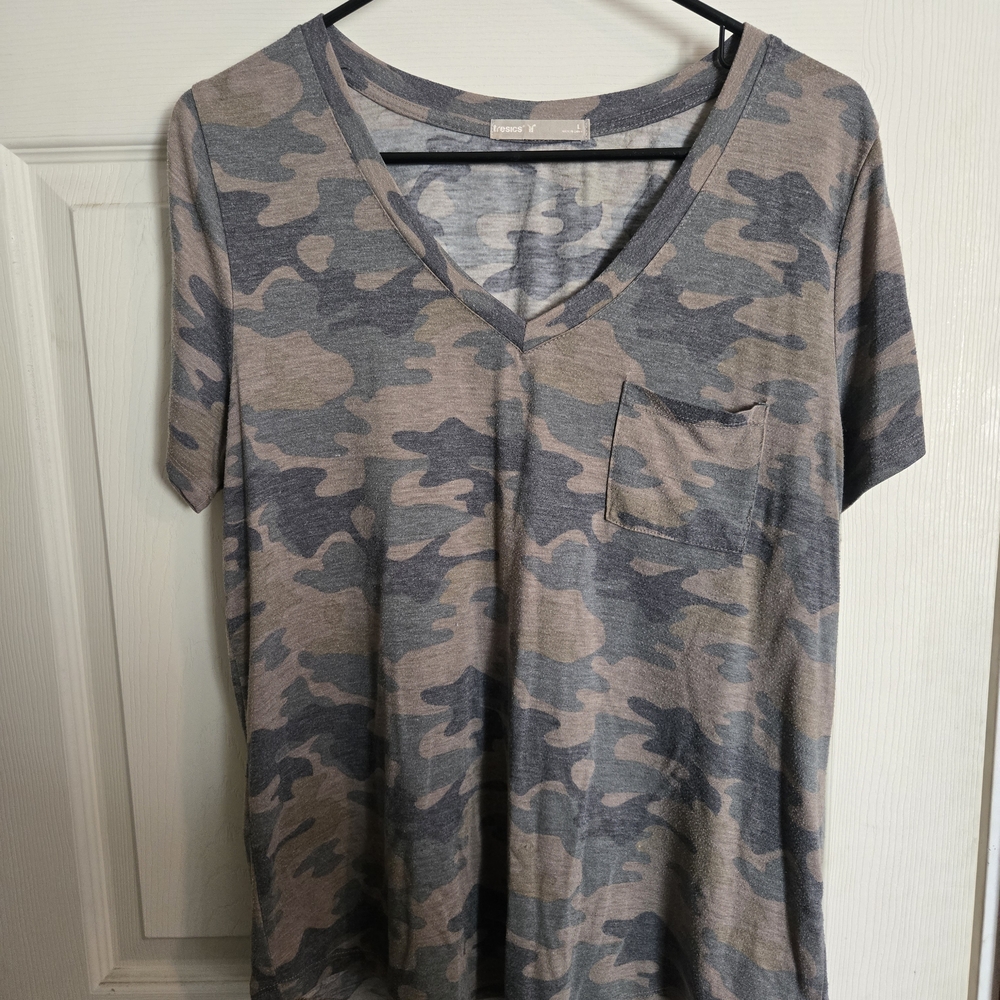 Tresics Gray Camo Tee